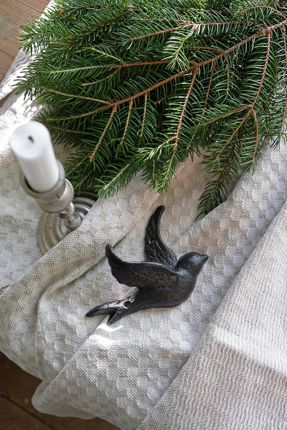 Crochet mural hirondelle – fonte noire