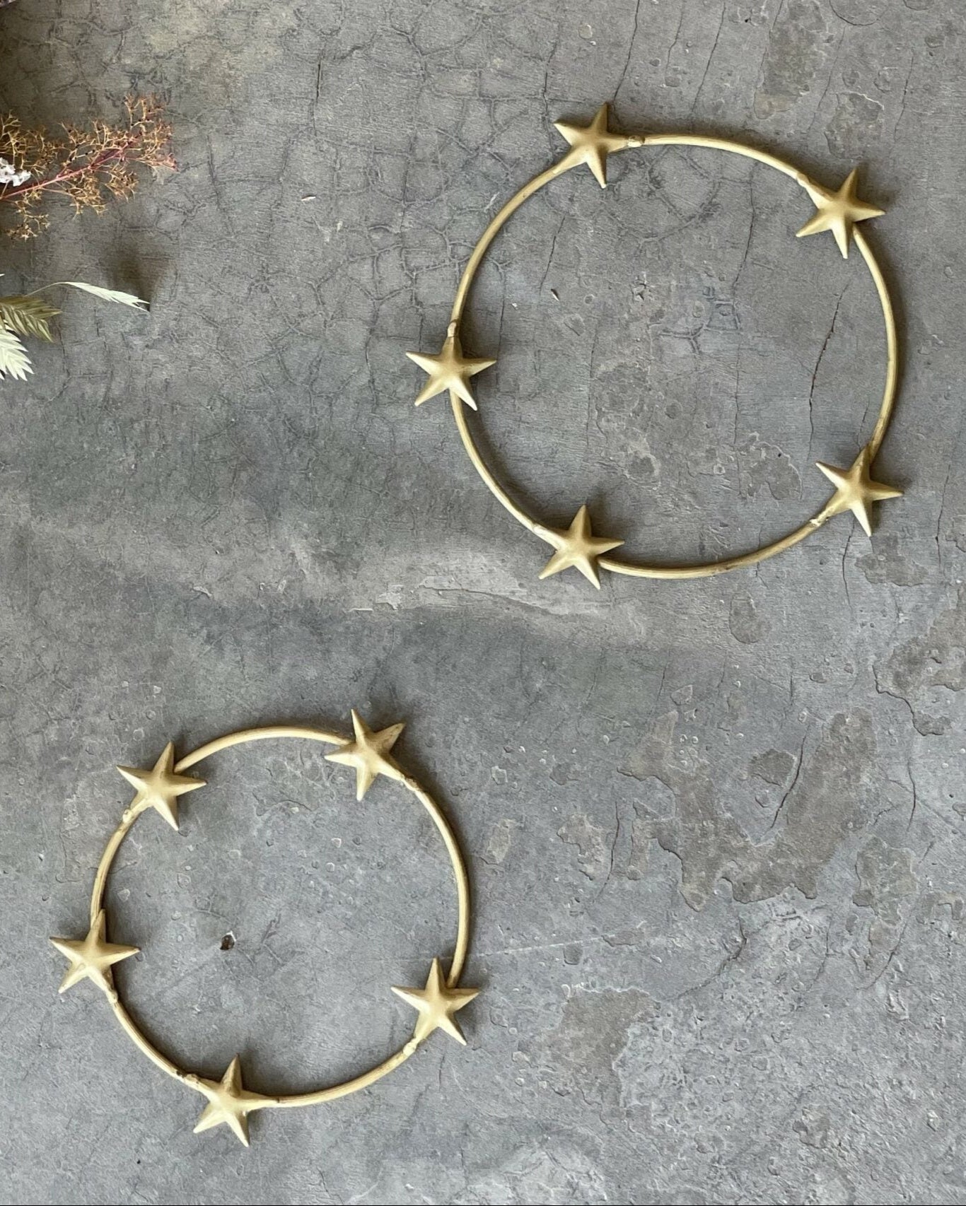 Couronne étoiles en métal à suspendre S ou L